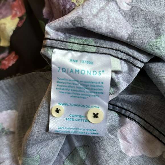 7 Diamonds button down shirt - Picture 3 of 3